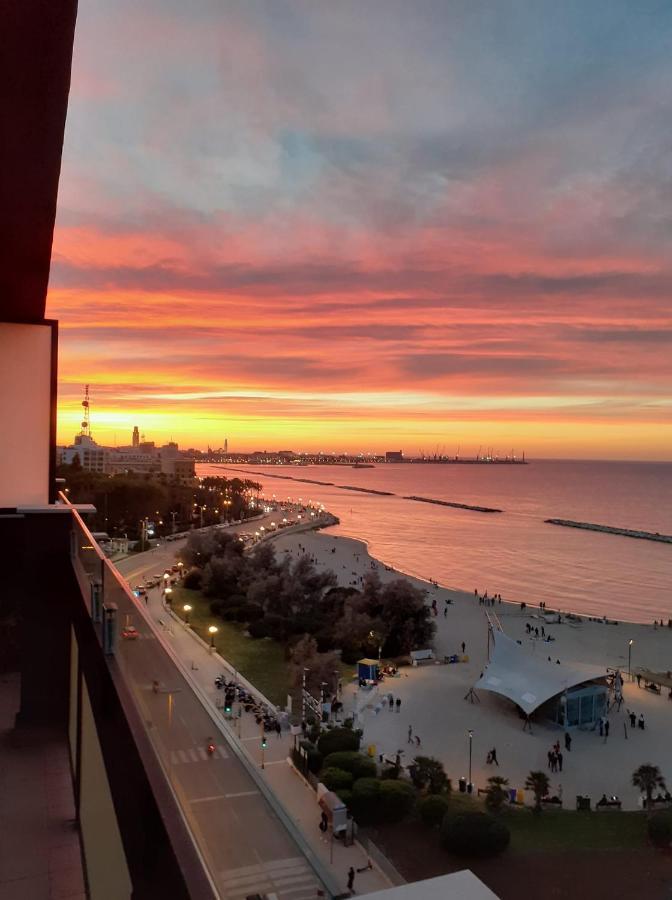 Attico Suite Spiaggia باري المظهر الخارجي الصورة
